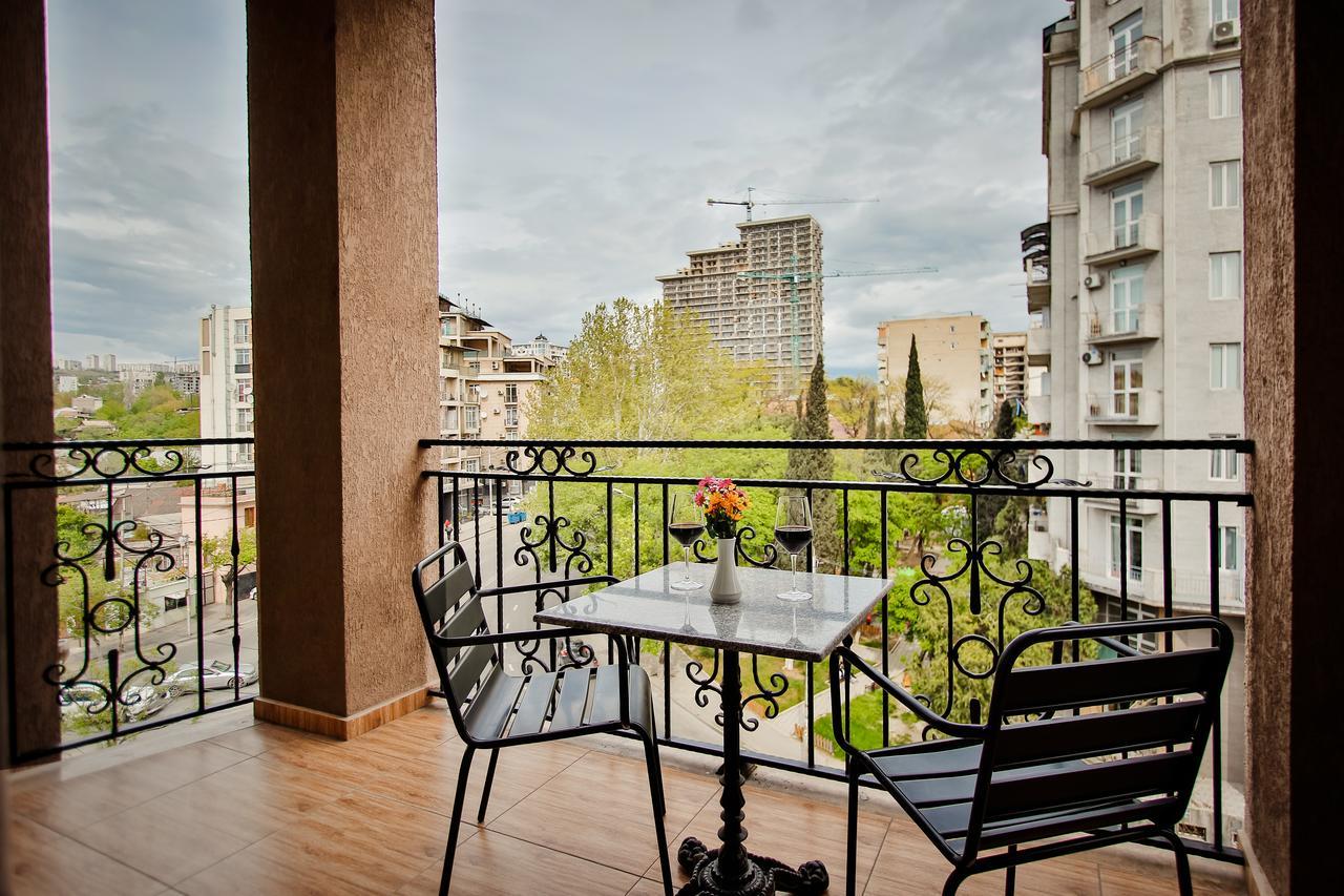 Отель Gtm Plaza Тбилиси Экстерьер фото